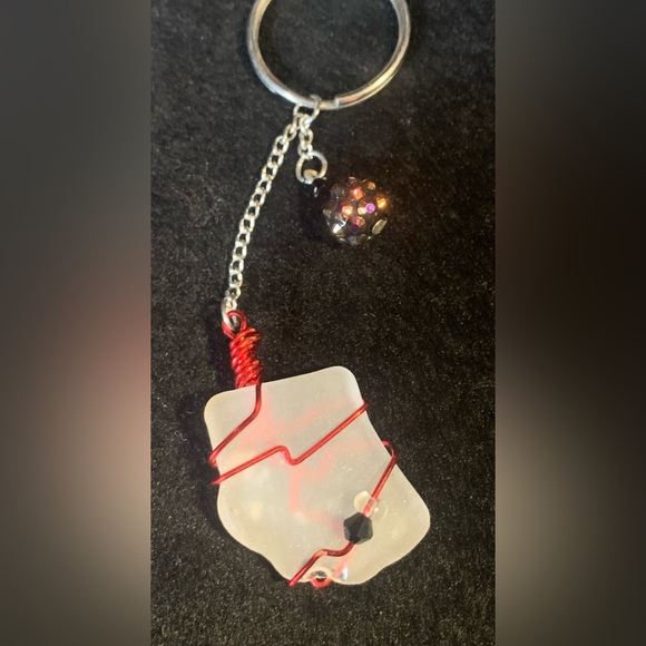 White Seaglass Key Chain Wrapped in Red Wire Beads Cape Breton - Picture 3 of 6